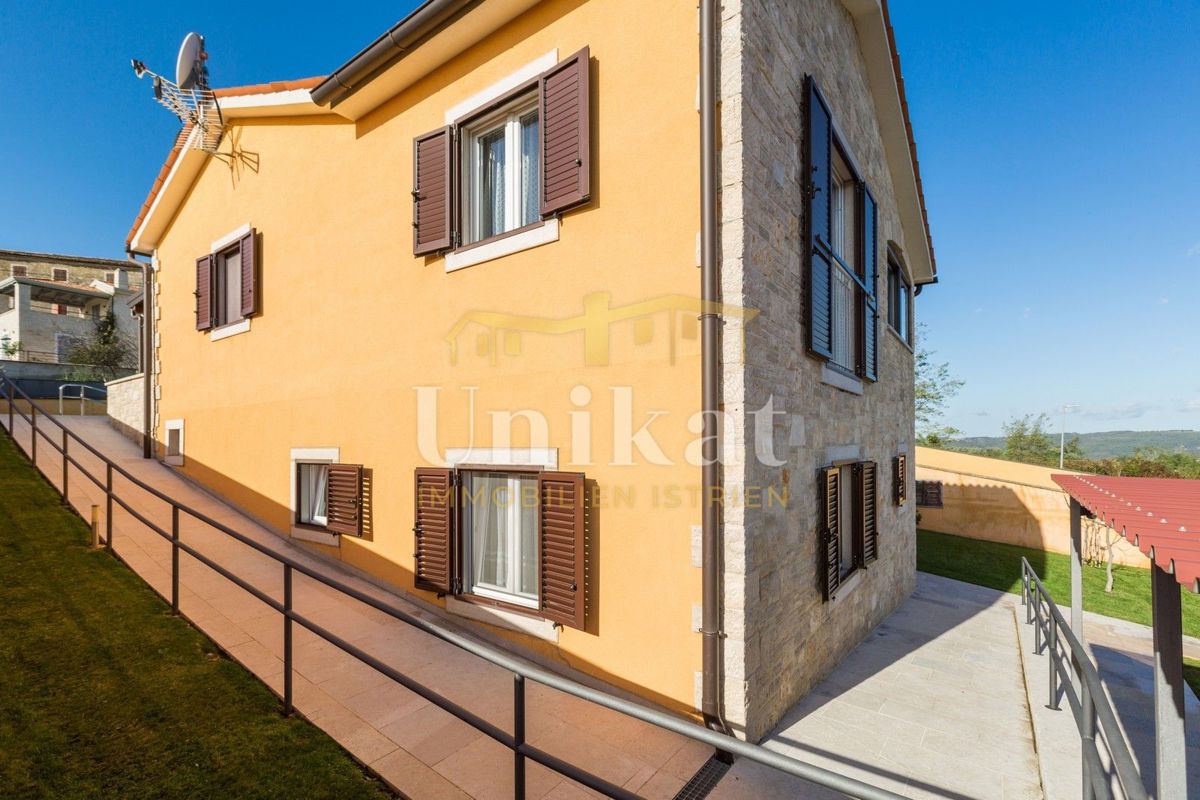 Casa con splendida vista - Vižinada